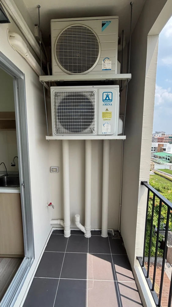 For sale: Plum Condo Chokchai 4, 5th floor, good room, nice to live in. Interested in owning one? Hurry and reserve now. Urgent!