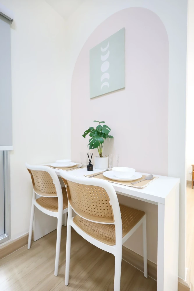 Plum Condo Ladprao 101 for sale. Ready to move in, fully furnished, clean white color scheme. Just bring your personal belongings and you can move rig