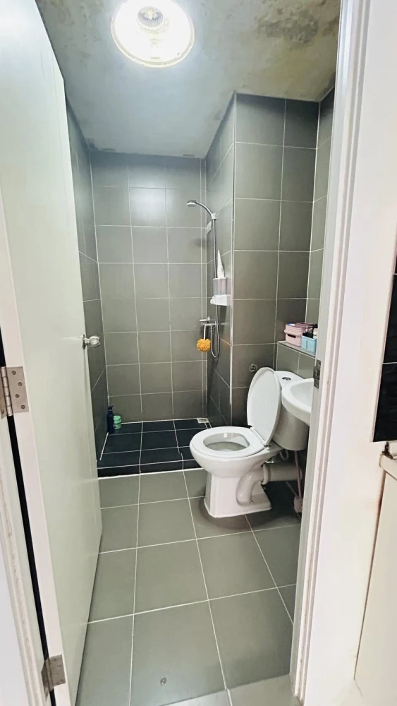 Plum Condo Laemchabang for sale, 4th floor, fully furnished and ready to move in. Buy now!