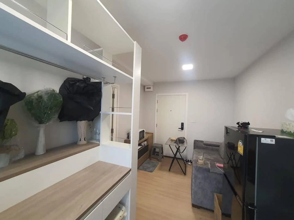 For sale: Plum Condo Mix Chaengwattana, 4th floor, Building B, complete with furniture and appliances. Must reserve this.