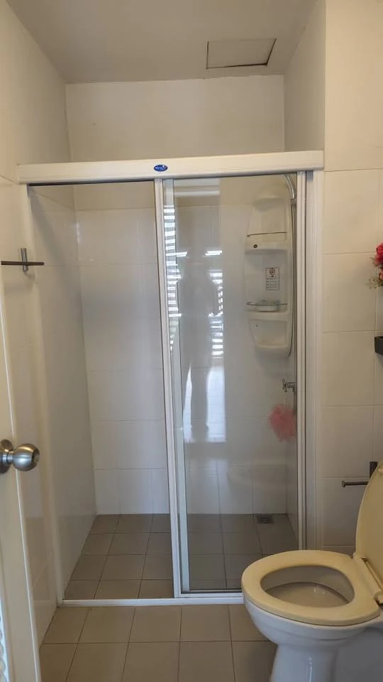 Plum Condo Nawamin for sale, nice room, good location, comes with complete furniture and appliances. Reserve now!