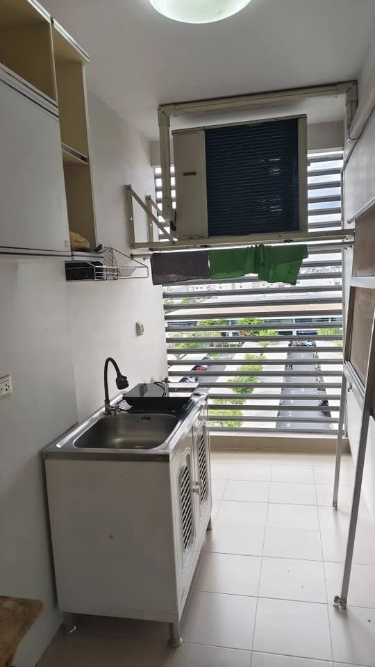 Plum Condo Nawamin for sale, nice room, good location, comes with complete furniture and appliances. Reserve now!