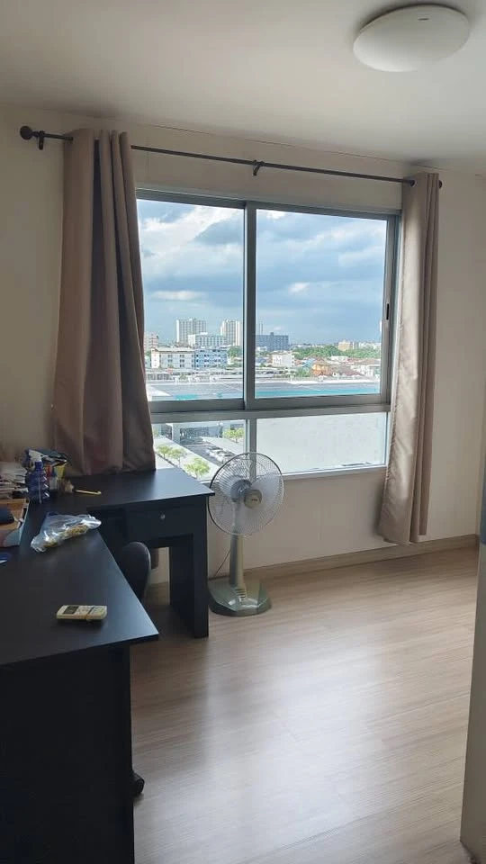 Plum Condo Nawamin for sale, nice room, good location, comes with complete furniture and appliances. Reserve now!
