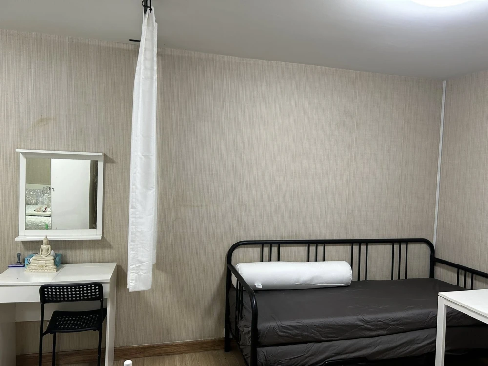 For sale: Plum Condo Paholyothin 89, 4th floor, fully furnished room, nice to live in. If interested, hurry and reserve now. Don't wait.