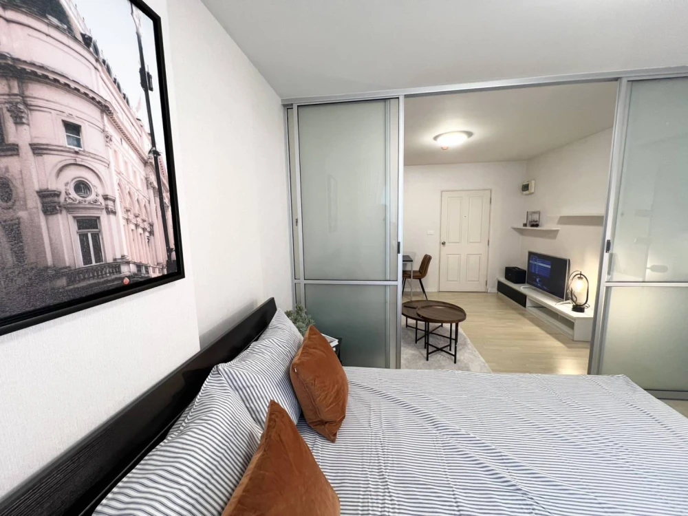 For sale Plum Condo Paholyothin 89, 8th floor, fully furnished. Interested in owning one? Hurry and reserve now.