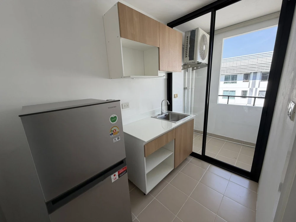 Plum Condo Paholyothin 89 for sale, 8th floor unit, minimalist style decoration, great location. Book now!