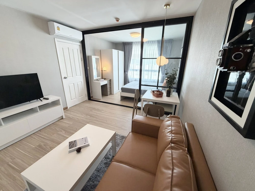 Plum Condo Paholyothin 89 for sale, 8th floor unit, minimalist style decoration, great location. Book now!