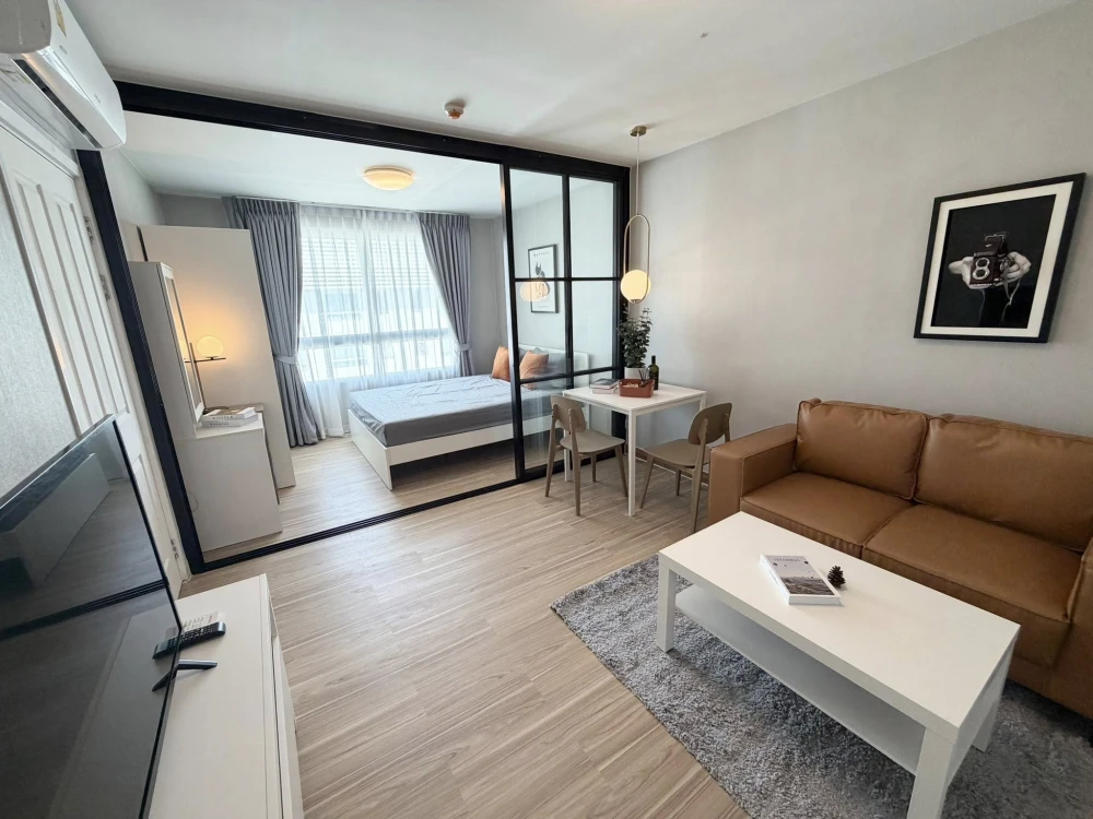 Plum Condo Paholyothin 89 for sale, 8th floor unit, minimalist style decoration, great location. Book now!
