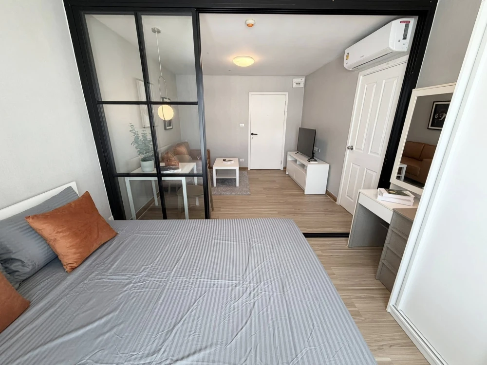 Plum Condo Paholyothin 89 for sale, 8th floor unit, minimalist style decoration, great location. Book now!