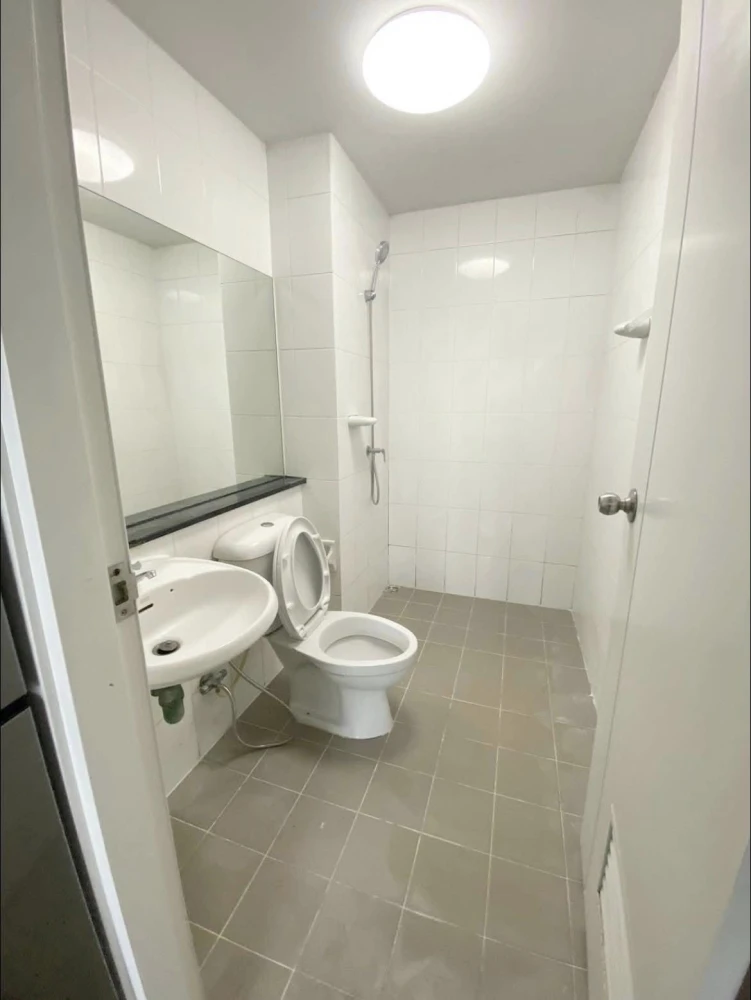 Plum Condo Paholyothin 89 for sale, nice room, 3rd floor, fully furnished, don't miss out on this great deal.