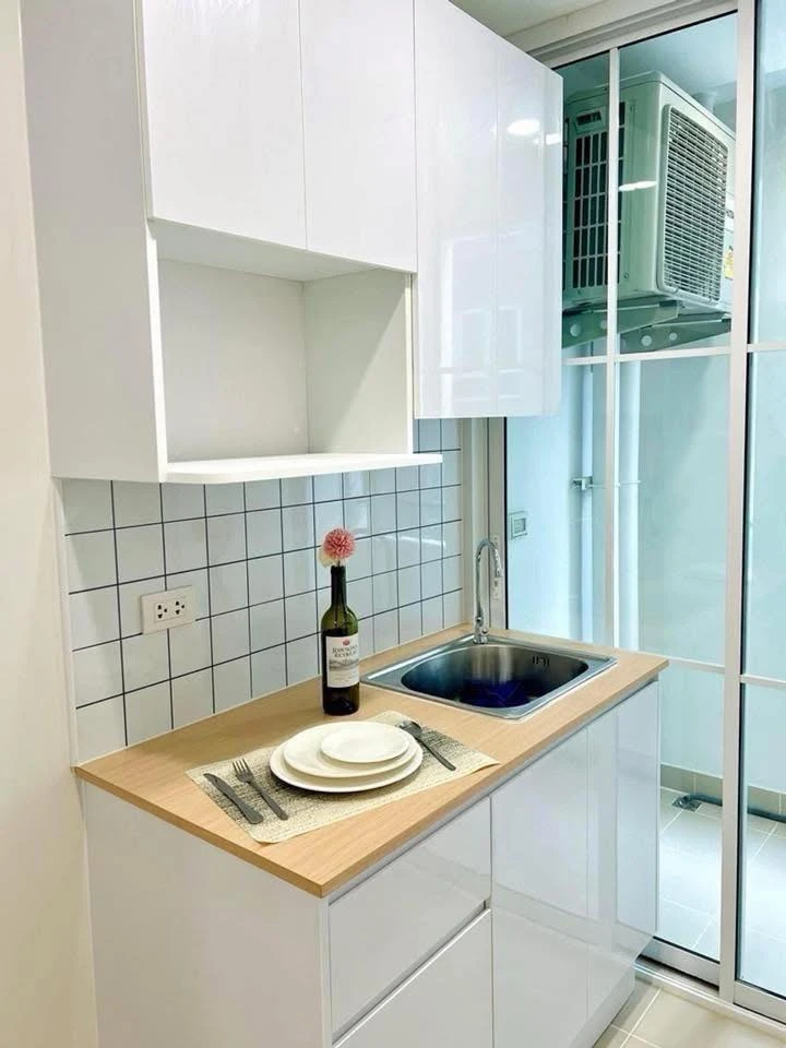Plum Condo Paholyothin 89 for sale. Beautiful unit, fully furnished and ready to move in. Book now if interested!