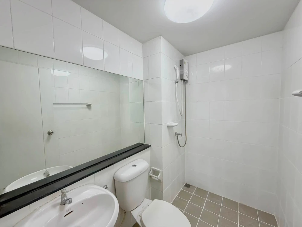 Plum Condo Paholyothin 89 for sale. Beautifully furnished and ready to move in. Interested in owning one? Book now!