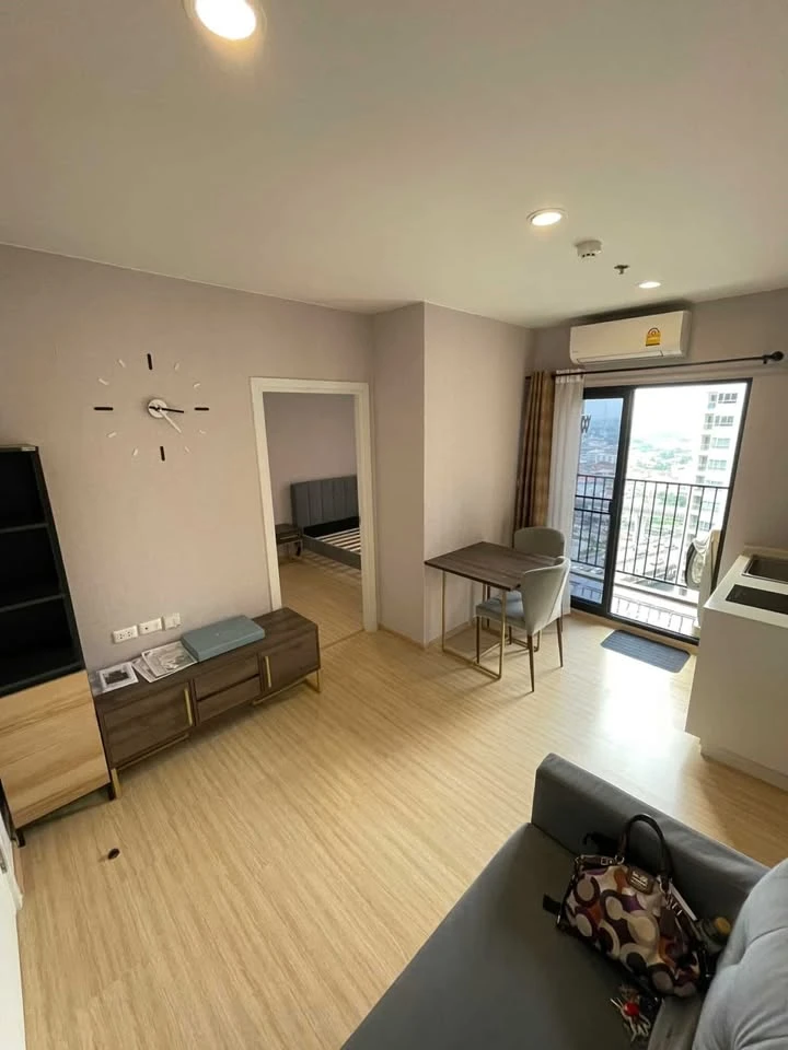 ขาย Plum Condo Pinklao Station ห้องเงียบ ไม่มีเสียงดังรบกวน แม้จะอยู่ติดริมถนนใหญ่ ชั้นสูง วิวเมืองสวย+สระว่ายน้ำ ต้องจัดแล้ว