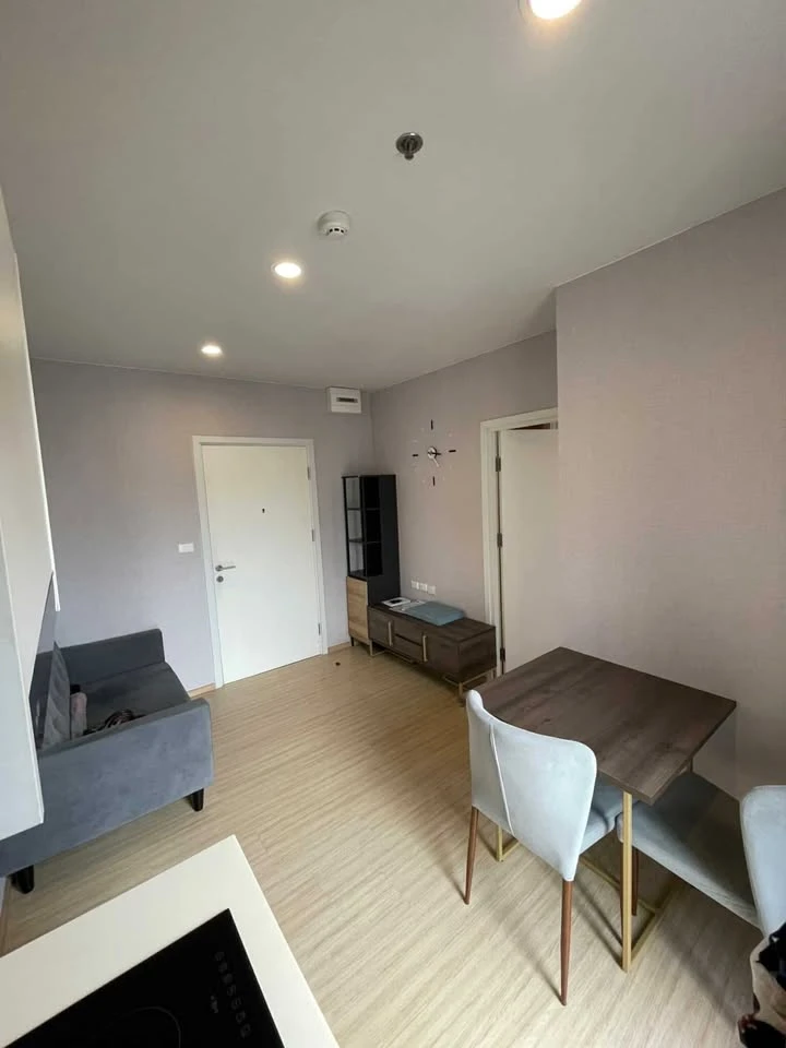 ขาย Plum Condo Pinklao Station ห้องเงียบ ไม่มีเสียงดังรบกวน แม้จะอยู่ติดริมถนนใหญ่ ชั้นสูง วิวเมืองสวย+สระว่ายน้ำ ต้องจัดแล้ว