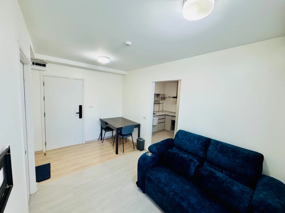 Plum Condo Ram 60 Interchange for sale, 2nd floor, fully furnished, ready to move in. Book now!