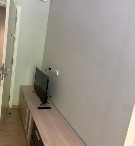 Selling Plum Condo Rangsit Alive 1, 2nd floor, fully furnished and ready to move in. Interested buyers please contact us urgently.