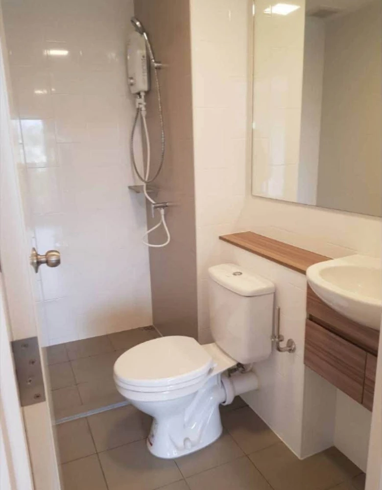 Selling Plum Condo Rangsit Alive, 1 unit on the 2nd floor. Fully furnished with all appliances. Don't miss out!