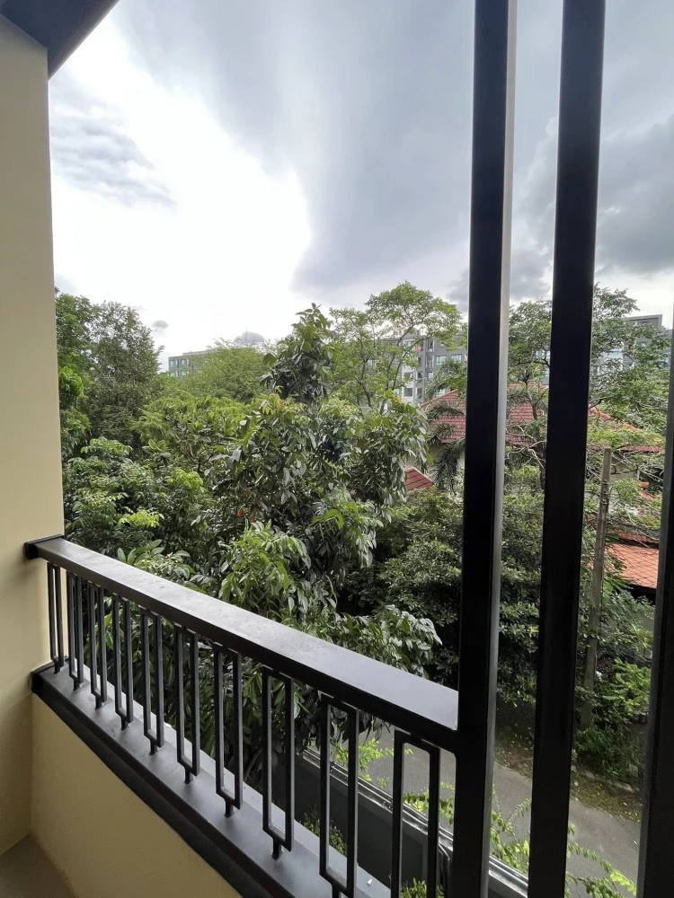 Selling Plum Condo Saphanmai Station, a lovely unit on the 3rd floor in a prime location with convenient transportation. Don't miss out!
