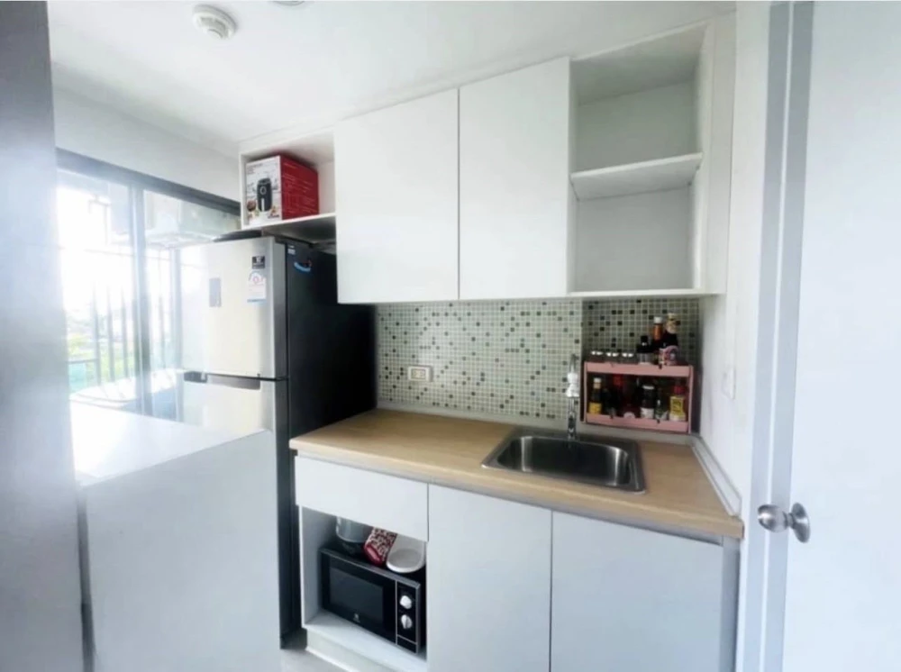 For sale: Polis Condo Suksawat 64, ready to move in, fully furnished, hurry and reserve now!