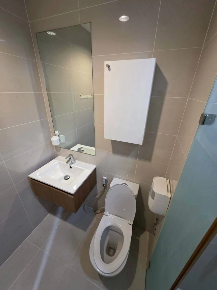 Selling Premio Vetro Kaset, 7th floor, north-facing with view of Kasetsart University. Not hot, very comfortable. Fully furnished with appliances, rea