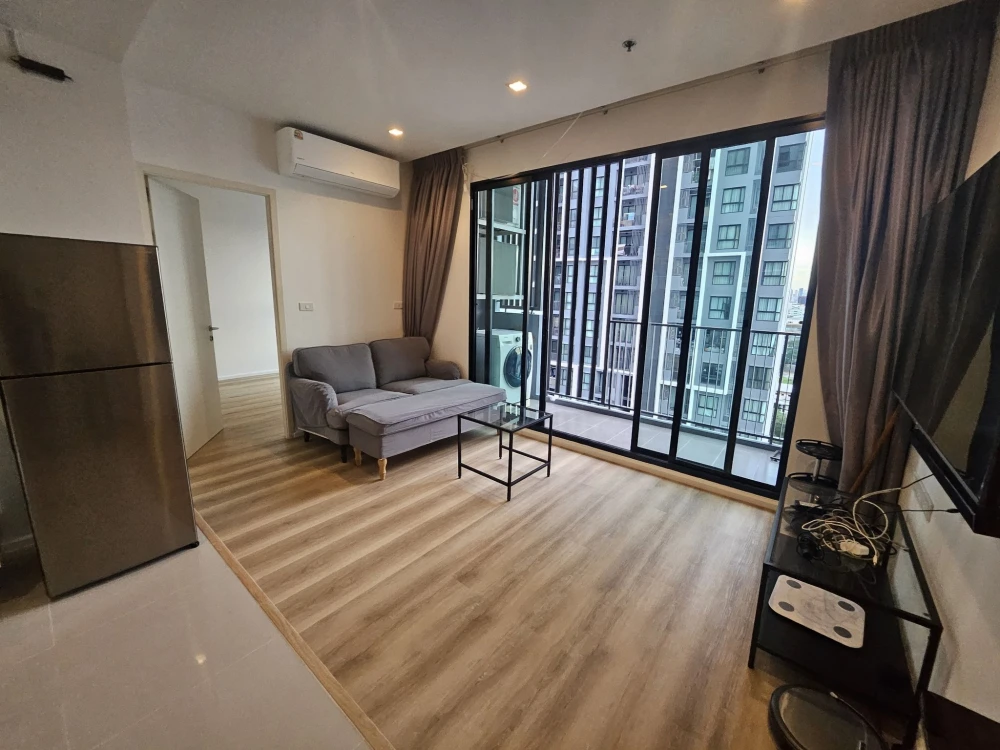 Quinn Ratchada 17 for sale, 1 bedroom, 1 bathroom, plenty of usable space, comes with complete amenities. Don't miss out on this great deal!