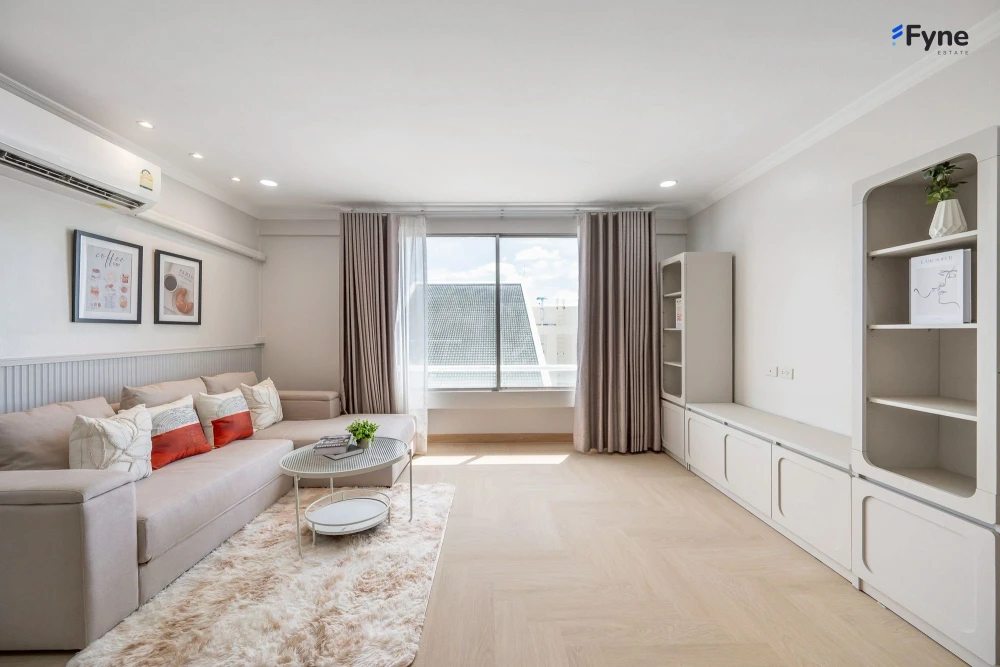 Selling Ratchada Orchid, 18th floor. Beautiful, fully furnished unit. Book now! Don't miss out!