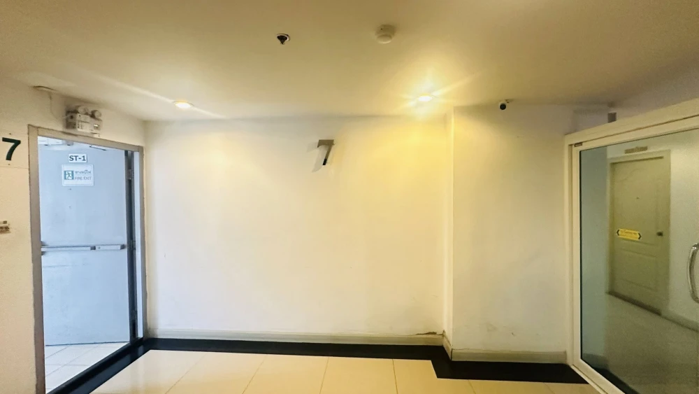 For sale: Regent Home 12 Ladphrao 41, studio room, plenty of usable space, good location, convenient transportation, hurry and reserve now!