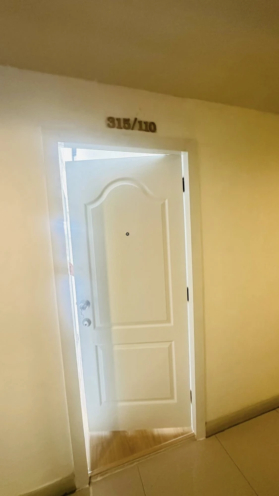 For sale: Regent Home 12 Ladphrao 41, studio room, plenty of usable space, good location, convenient transportation, hurry and reserve now!