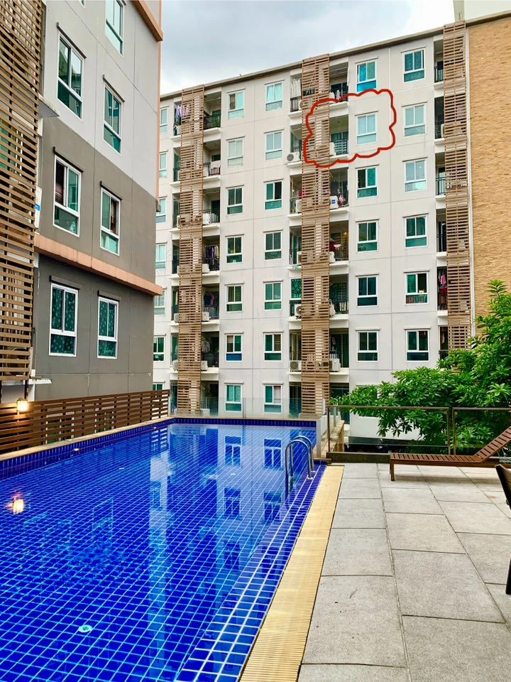 For sale: Regent Home 22 Sukhumvit 85, a nice room, good location, comes with a large sofa, comfortable to sit on, reserve now!