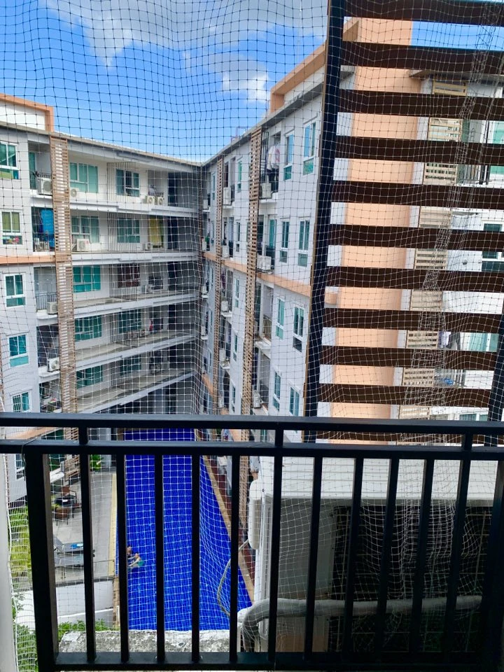For sale: Regent Home 22 Sukhumvit 85, a nice room, good location, comes with a large sofa, comfortable to sit on, reserve now!