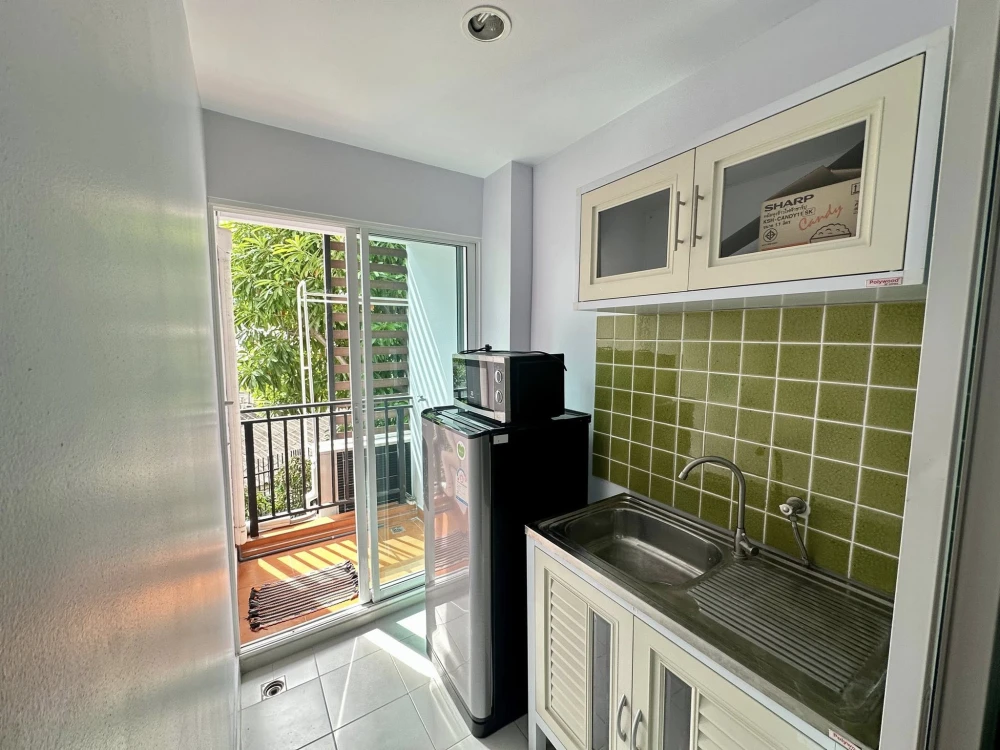 For sale: Regent Home 25 Tiwanon, 1 bedroom, 1 bathroom, fully furnished, ready to move in.