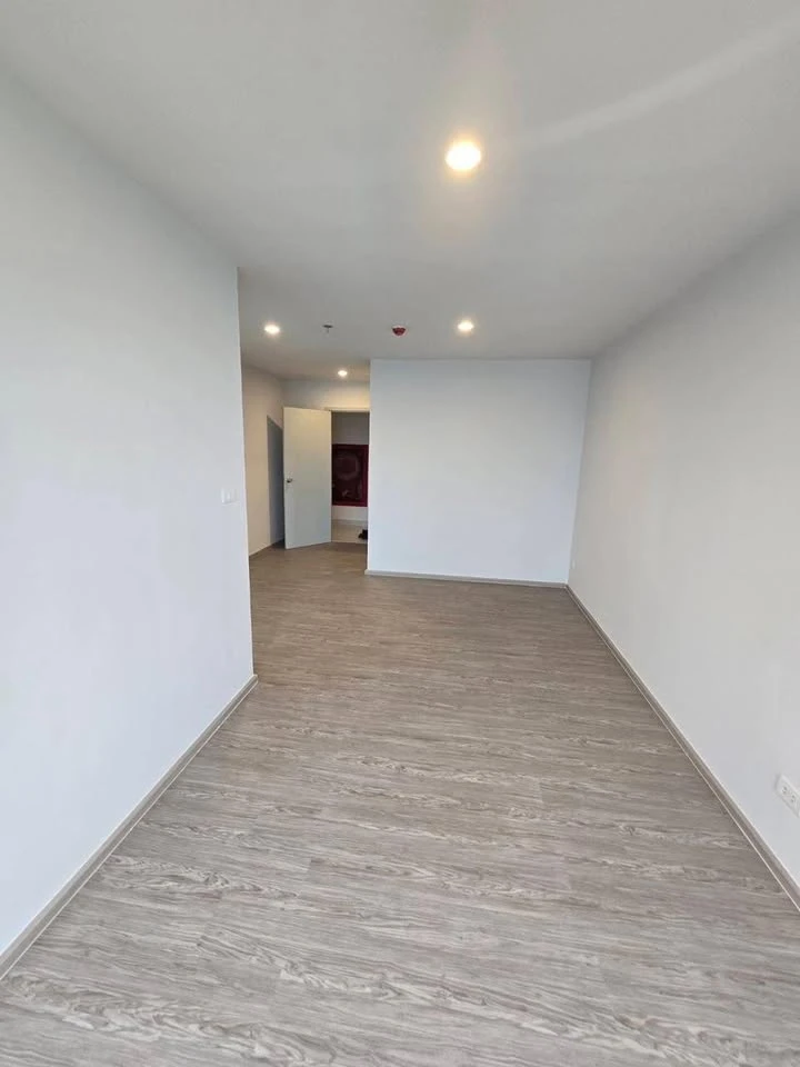 Regent Home Bangna for sale, top floor of the building, premium view (rare river and sunset view), reserve now.