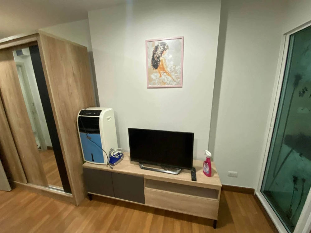 Selling Regent Home Bangson, 12th floor unit, fully furnished, built-in kitchen. Don't miss out!