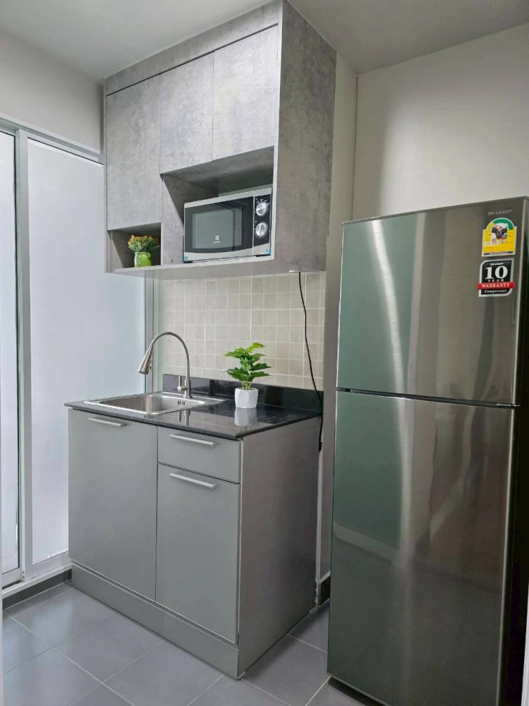 For sale: Regent Home Sukhumvit 81, corner room with privacy, 2nd floor, decorated in a controlled tone, fully furnished, hurry and reserve now!