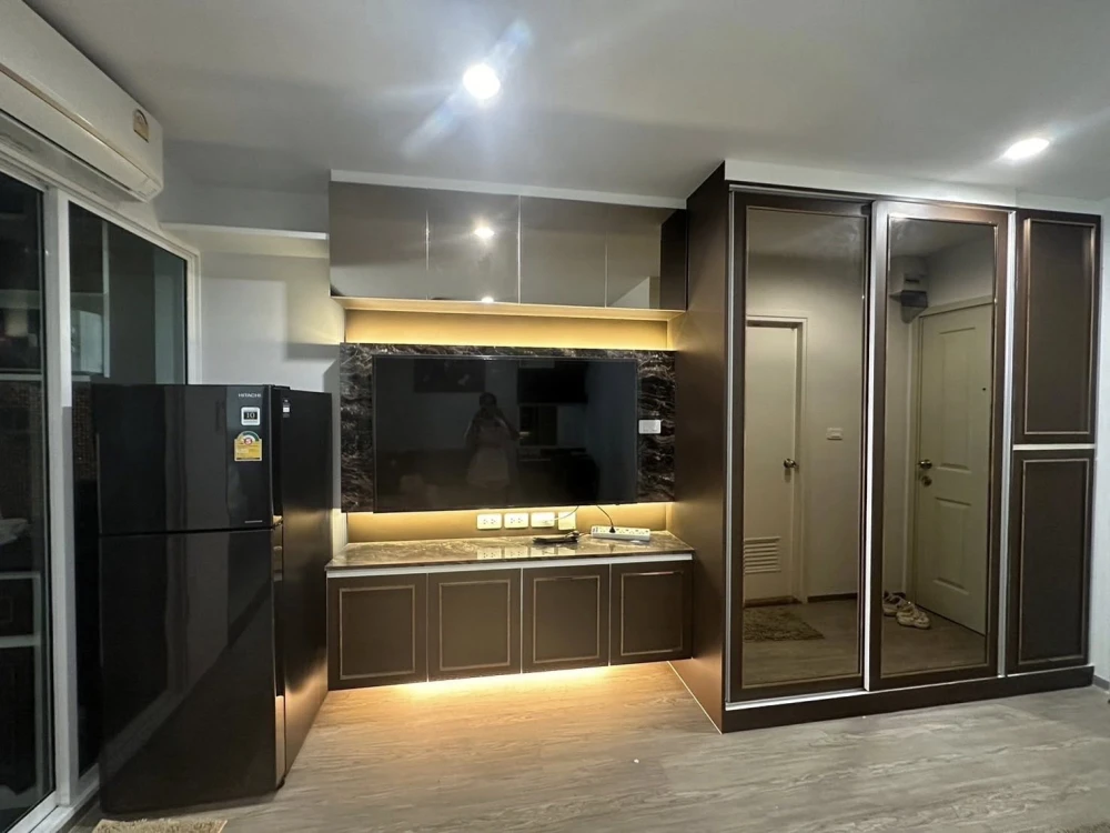 For sale: Regent Home Sukhumvit 97/1, Building B, 6th floor, decorated with simple, luxurious built-ins throughout the room. Don't miss out!