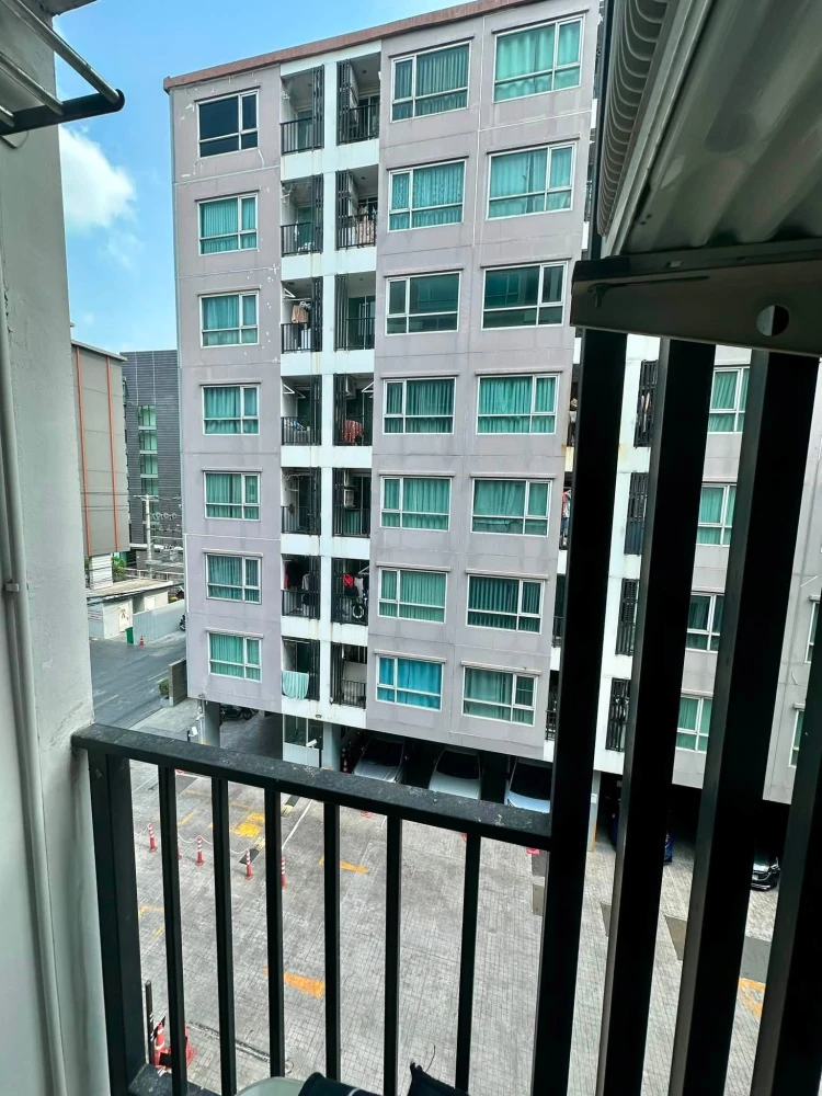Selling a Regent Orchid Talad Plu unit, north-facing, in a prime location with complete amenities. Book now!