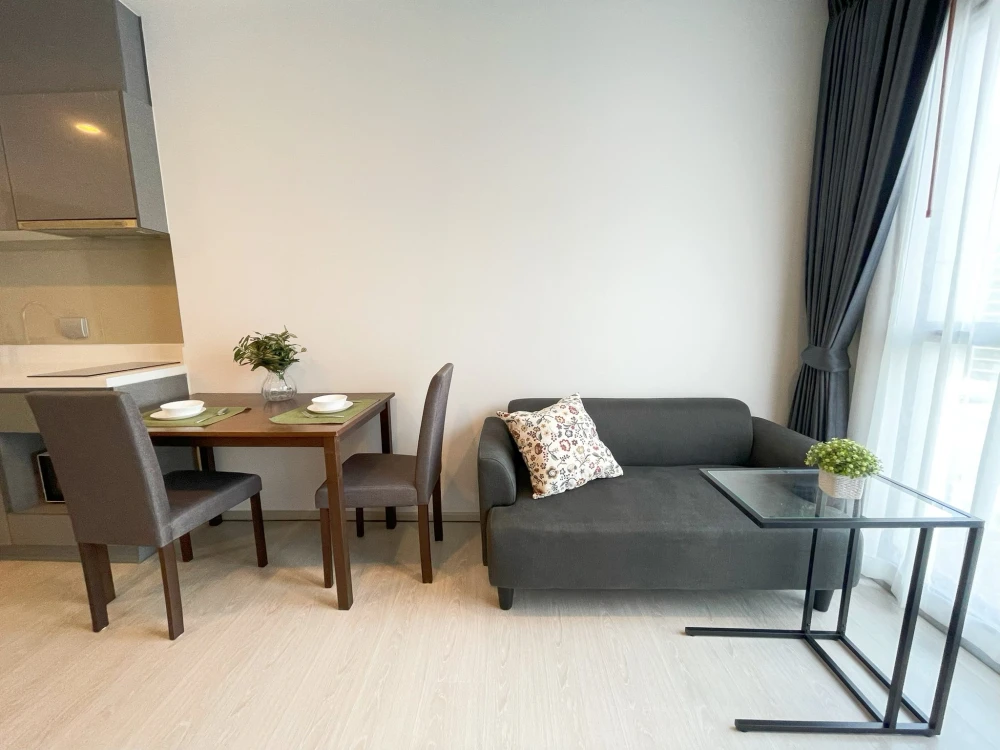 For sale: Rhythm Asoke 2 rooms, ready to move in, rooms are divided into sections, bedroom separated from living room, book now!