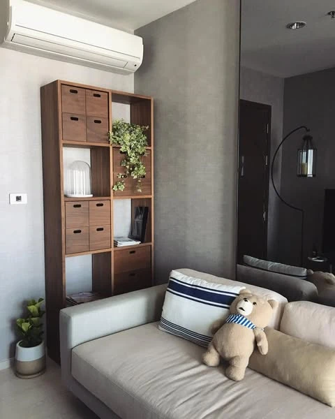 For sale: Rhythm Asoke, top floor 32, has a great view, full facilities in the room, book first, get it first.