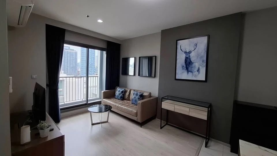 For sale: Rhythm Rangnam, large room, comfortable, 15th floor, east side, beautiful view, you will regret not buying it.