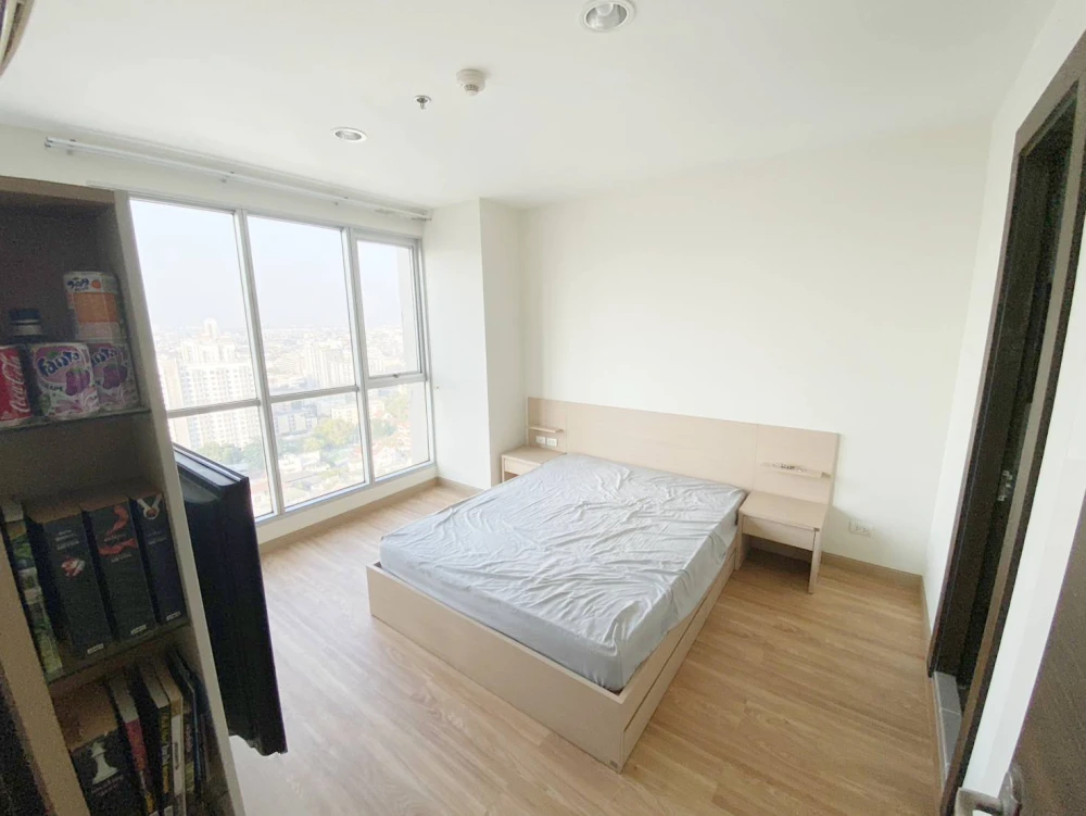 For sale: RHYTHM RATCHADA, high floor, special corner room, no one to disturb, large size, spacious, perfect in every corner, you can't miss booking.