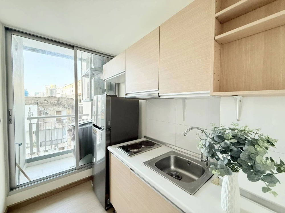 Selling a north-facing unit at Rhythm Ratchada, in a prime location with convenient transportation and fully furnished. Book now!