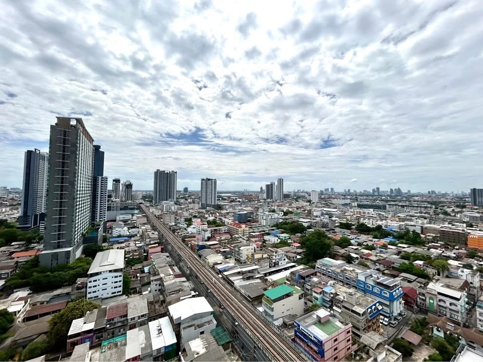 Selling Rich Park 2 @Taopoon Interchange, 1 bedroom, 1 bathroom, river view, convenient transportation. Book now!