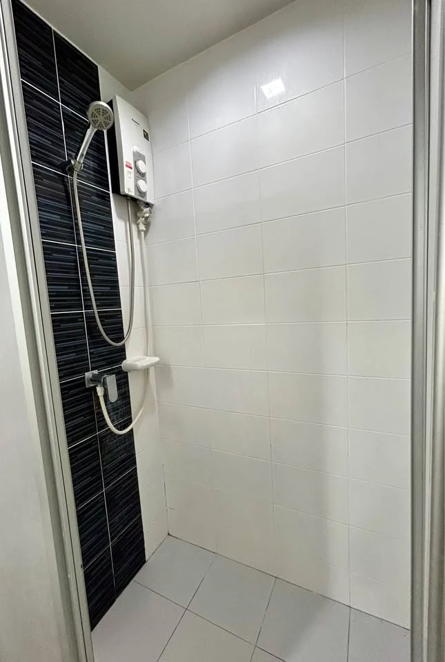 Selling Rich Park 2 @Taopoon Interchange, 1 bedroom, 1 bathroom, river view, convenient transportation. Book now!