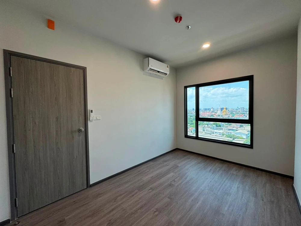 Selling unfurnished Rich Point @ BTS Wutthakat units in a great location with beautiful, unblocked views and convenient transportation. Book now! images