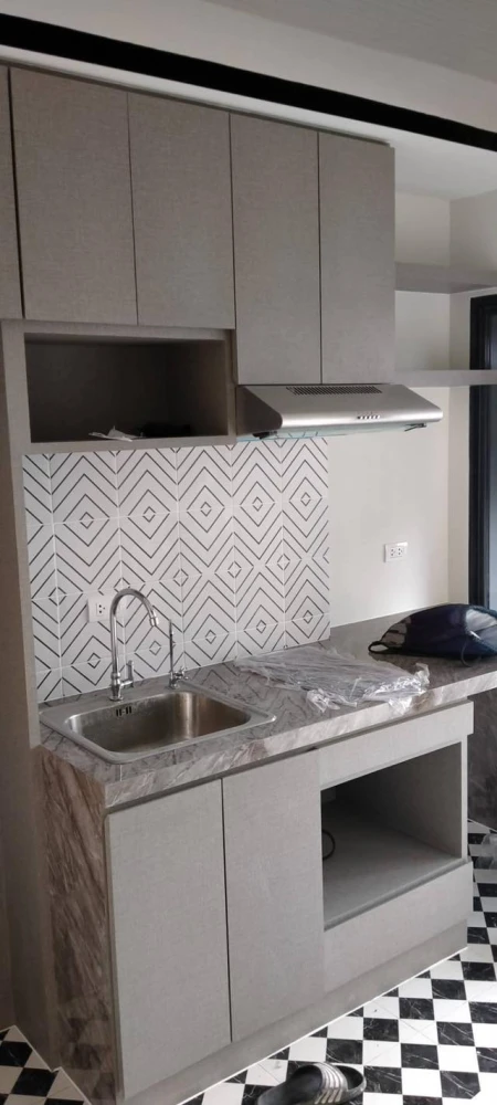 For sale Rise Rama 9 Combine room, large area, fully furnished, lots of cabinets! Almost no need to buy anything more, must reserve.