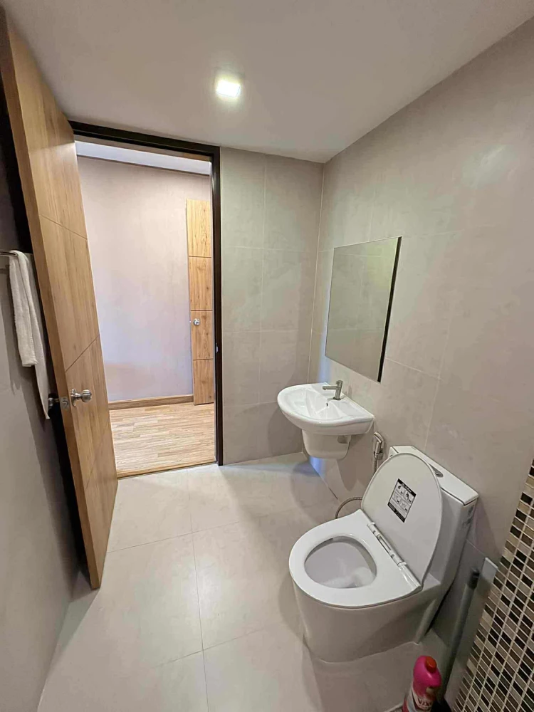 RIZZO Condo Bangkang for sale, spacious room, lots of usable space, good location, convenient transportation, hurry and reserve now!