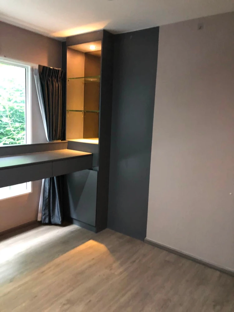 ขาย RYE Talat Phlu ห้องทิศเหนือ ในทำเลดี มาพร้อมเฟอร์นิเจอร์บิวท์อิน พลาดแล้วจะเสียใจ