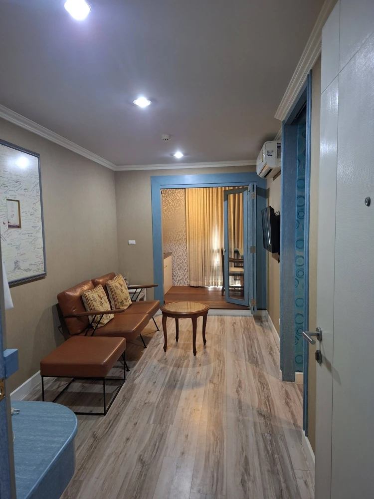 Selling Sammakorn S9 Condominium, 1 bedroom, 1 bathroom, fully furnished. Book now!