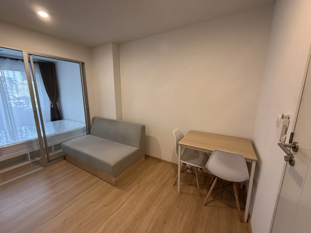 Selling Sena Kith Chalong Krung-Ladkrabang, 2nd floor unit with pool view and full amenities. Book now!