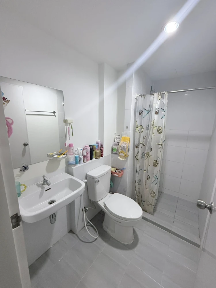 Selling Sena Kith Thepharak - Bangbo 1 bedroom, 1 bathroom unit. Great location, convenient transportation. Book now!